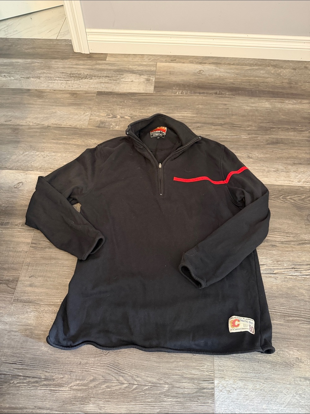 Mondetta‎ Sport Black Pullover Quarter-Zip with Red Accent